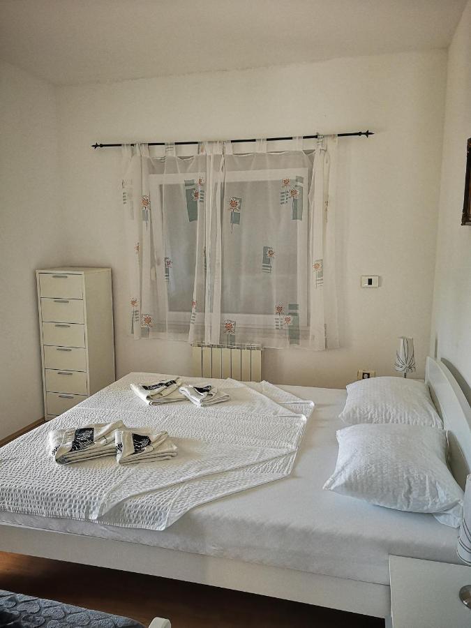 Apartma Ceh Gabrovica pri Črnem Kalu Exteriör bild