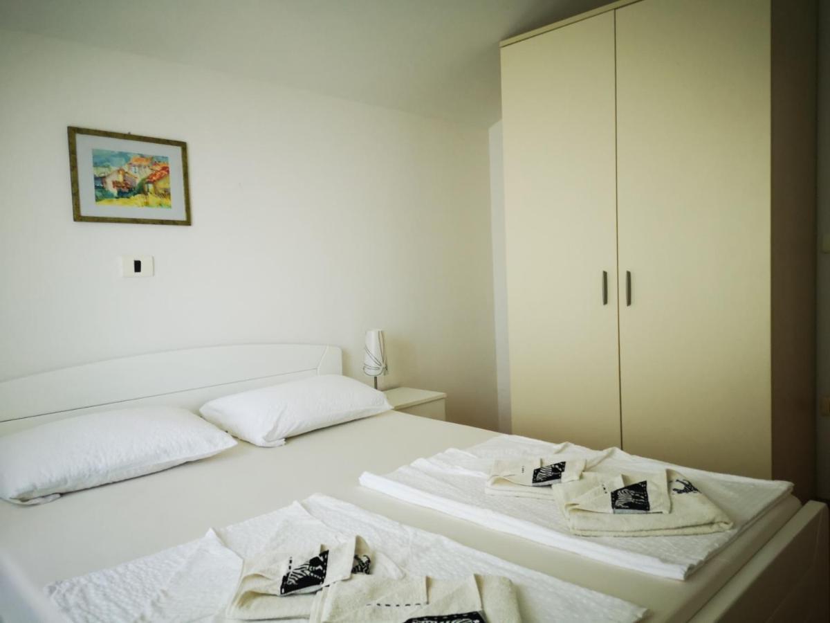 Apartma Ceh Gabrovica pri Črnem Kalu Exteriör bild